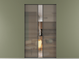 Алюминевая перегородка АЛПР 040.07 ЧРН САТ ОРАНЖ. Цвет Алюминий Черный. Материал Алюминий. Коллекция Перегородка Formato скрытый пенал 2 створки. Картинка.